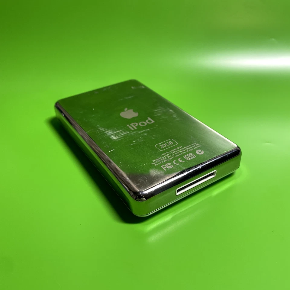 iPod Classic 4th Gen Mono 128gb, Refurbished, New Battery, Rockbox, Wolfson DAC - Image 3 of 3