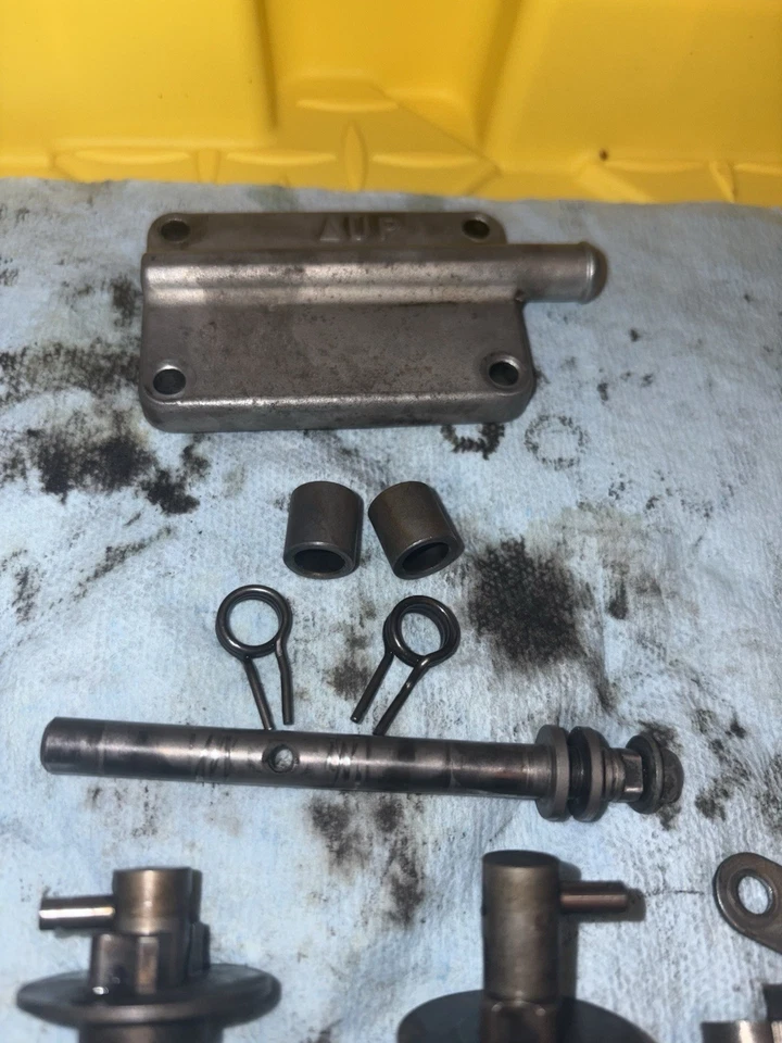 Kit de montaje de válvula de alimentación Governer Yamaha YZ125 2000 original OEM 96-01 Foto 4 de 4