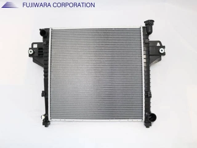 CHRYSLER Jeep cherokee 2006 GH-KJ37 Radiator 68020278AA [New] [PA113722283] - Image 2 of 2
