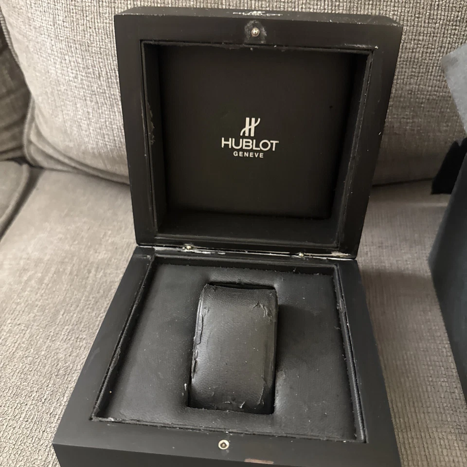 Caja de presentación de reloj Hublot original/caja exterior Foto 2 de 4