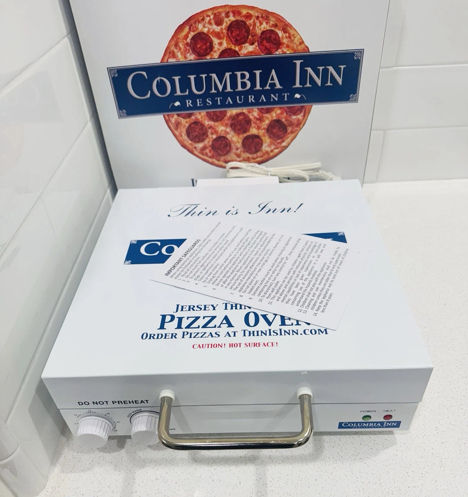 Colombia Inn Pizza Box Countertop Pizza Oven with 12" Rotating Pan
Opens in a new window or tab