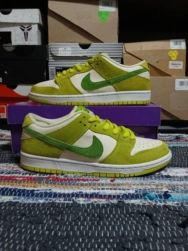 Nike SB Dunk Low Pro Fruity Pack Green Apple DM0807-300 Size 9 Pre-Owned
