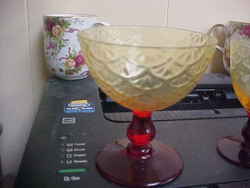 Pukeberg TURKEY TRACKS Vaseline Ruby Red 3 7/8" Sherbet Champagne Goblet(s)