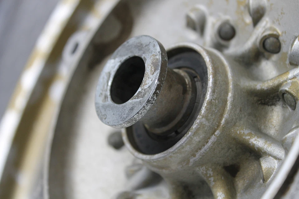 Yamaha TTR250 1999 buje de llanta trasera Foto 3 de 4