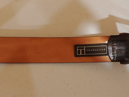 Trafalgar Recent Bentley Dark Brown Leather Black Belt Size 32 - Picture 3 of 4