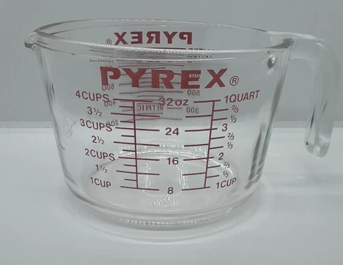 Vintage Pyrex 4 Cup/1 Qt/32 oz J Handle Red Letters 532 Measure Corning NY USA