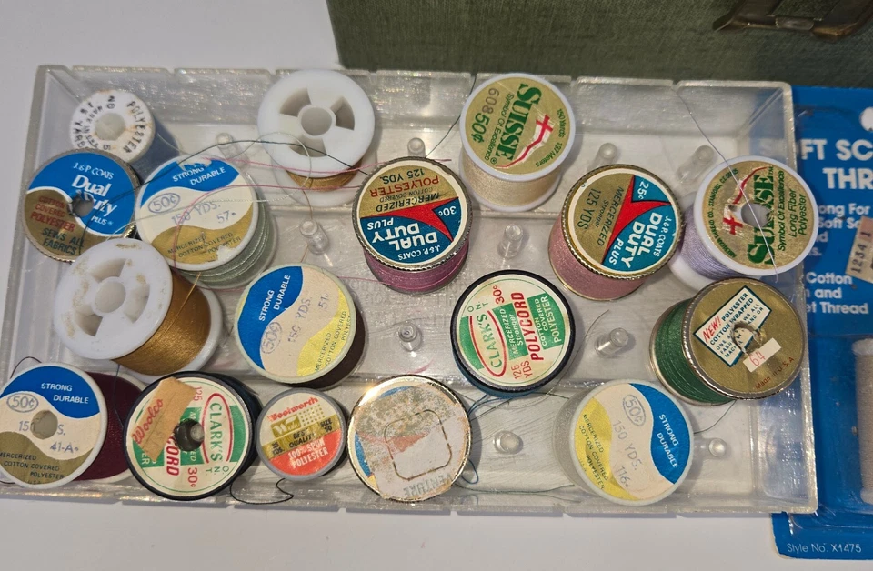 Vintage Green Wood Sewing Box w/ Spool Caddy 70+ Thread Spools JP Coats TG&Y - Image 2 of 4