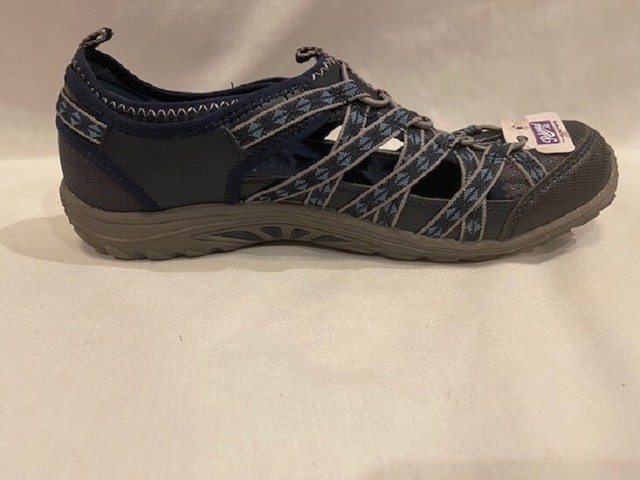 skechers reggae fest dory sandals