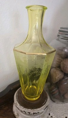 Cambridge Canary Yellow Vaseline Glass Decanter Etched Grape Vine