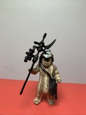 1983 Star Wars Action Figure Logray Ewok Complete