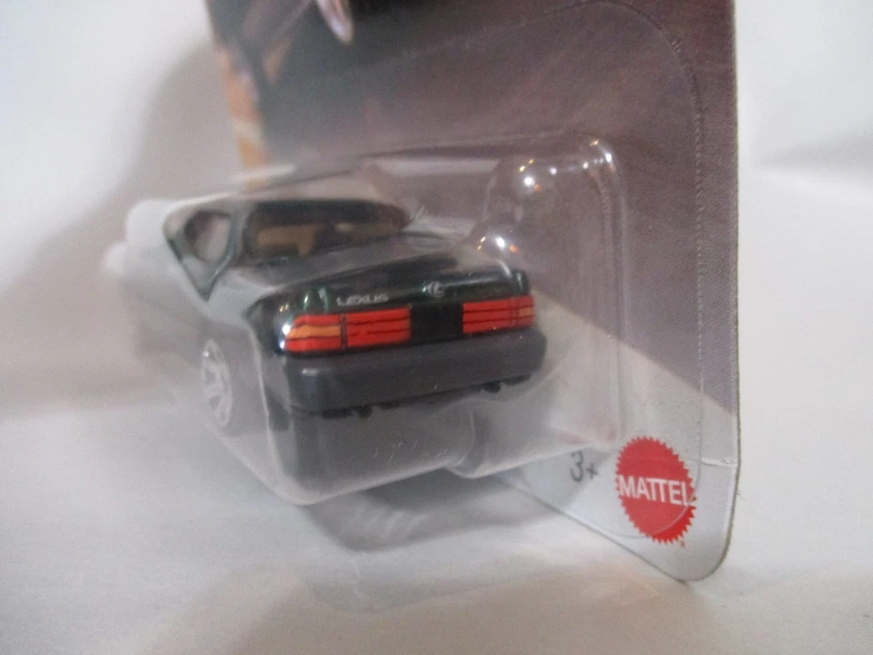 Matchbox 1-125 series #36 1994 Lexus LS 400 Dark Green 1:64 diecast - Image 4 of 4