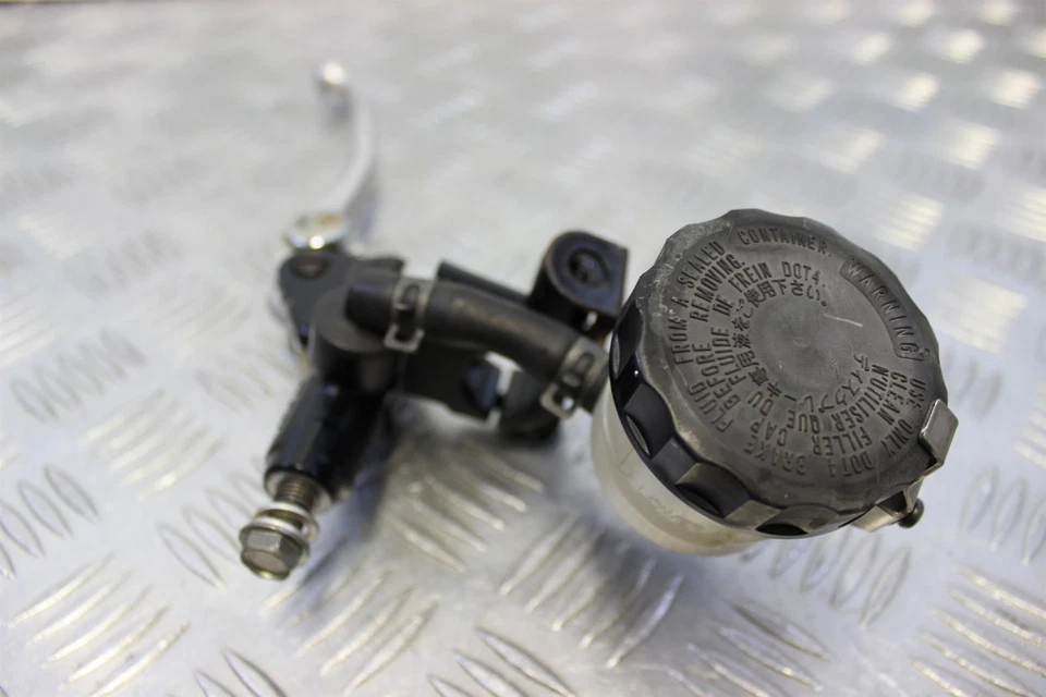 Palanca delantera cilindro maestro de freno Kawasaki Z 750 2007 a 2012 Z750 B141 Foto 2 de 4