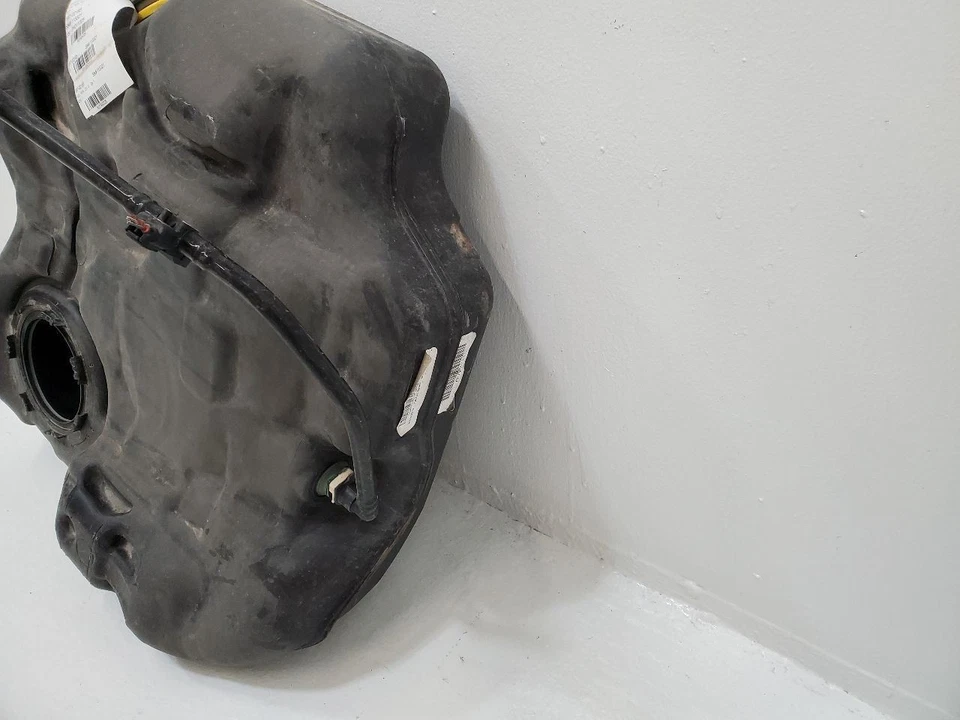 2012-2018 FORD FOCUS Fuel Tank 12 Gallon BV6Z9002E 12-18 — 第 4/4 张图片