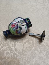 RARE ANTIQUE CHINESE METAL SNUFF BOX HAND PAINTED ENAMELLED FIGURES & CARP 7CM
