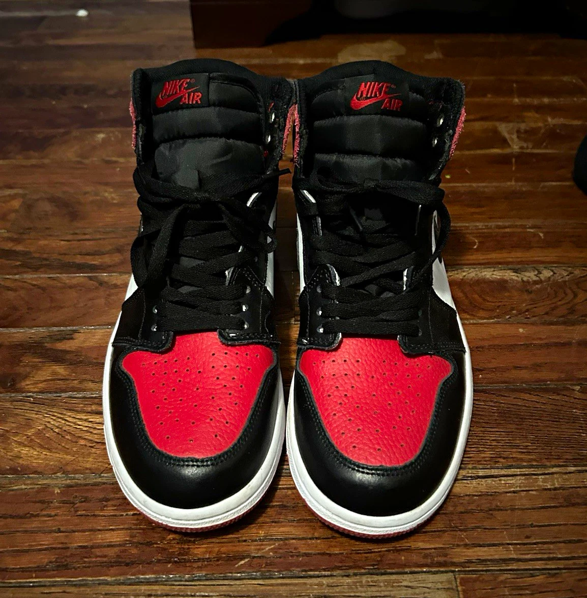 25+ Jordan 1 Retro High OG Gym Red 2019 for sale | Updated Oct 2026