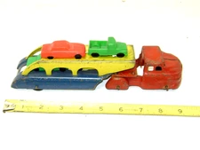 Vintage Wyandotte Marx Metal Car Hauler Truck Trailer 9 1/2 With Plastic 1930's