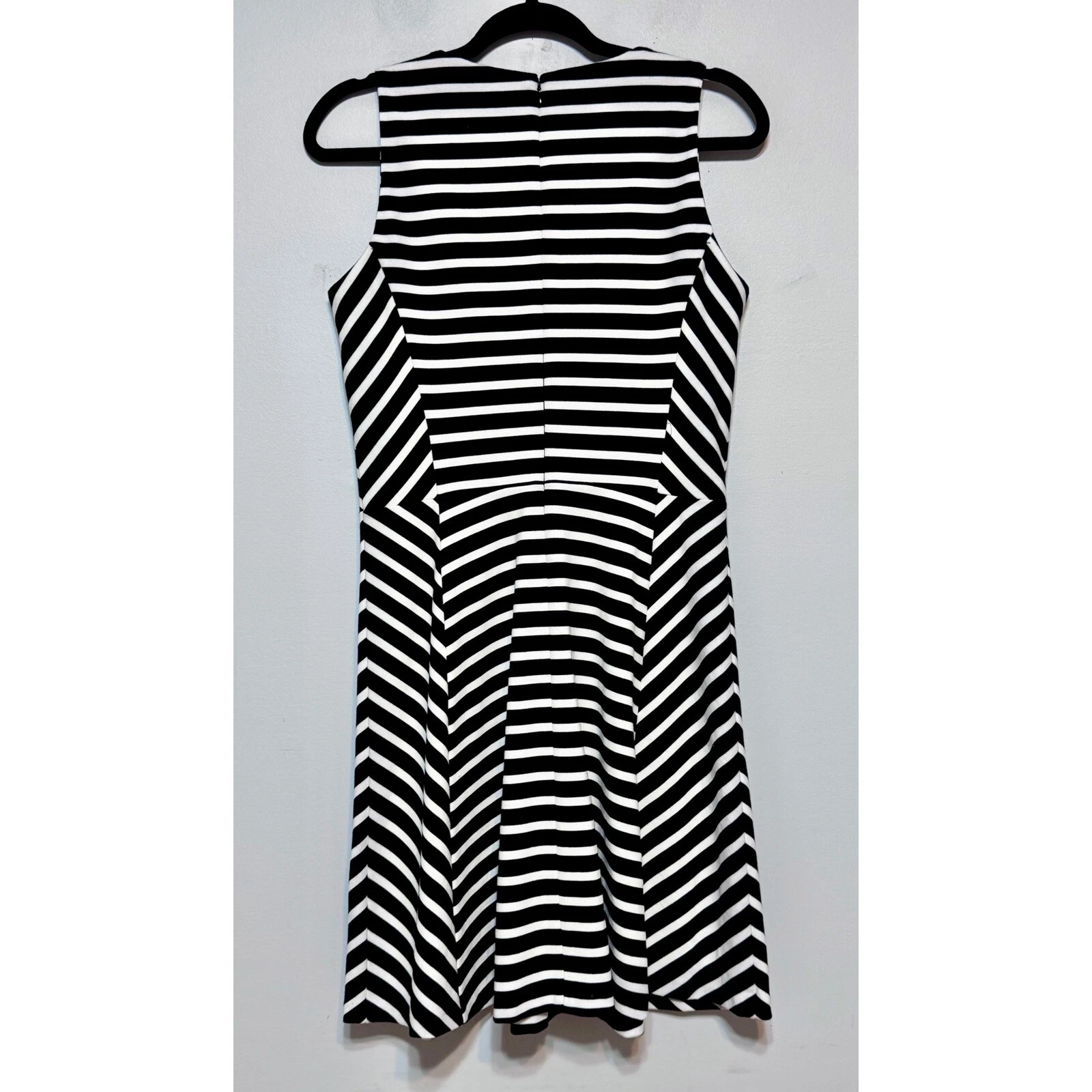 Abito a righe Michael Kors Optical Illusion taglia 6 designer dichiarazione di lusso
