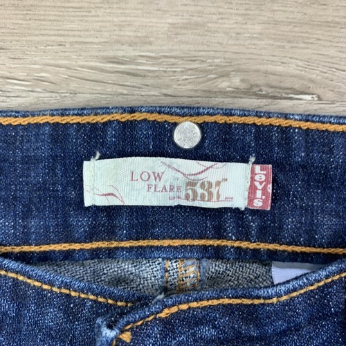 LEVIS 537 LOW FLARE STRETCH JEANS SIZE 6 Medium Wash 30x30 - Picture 3 of 8