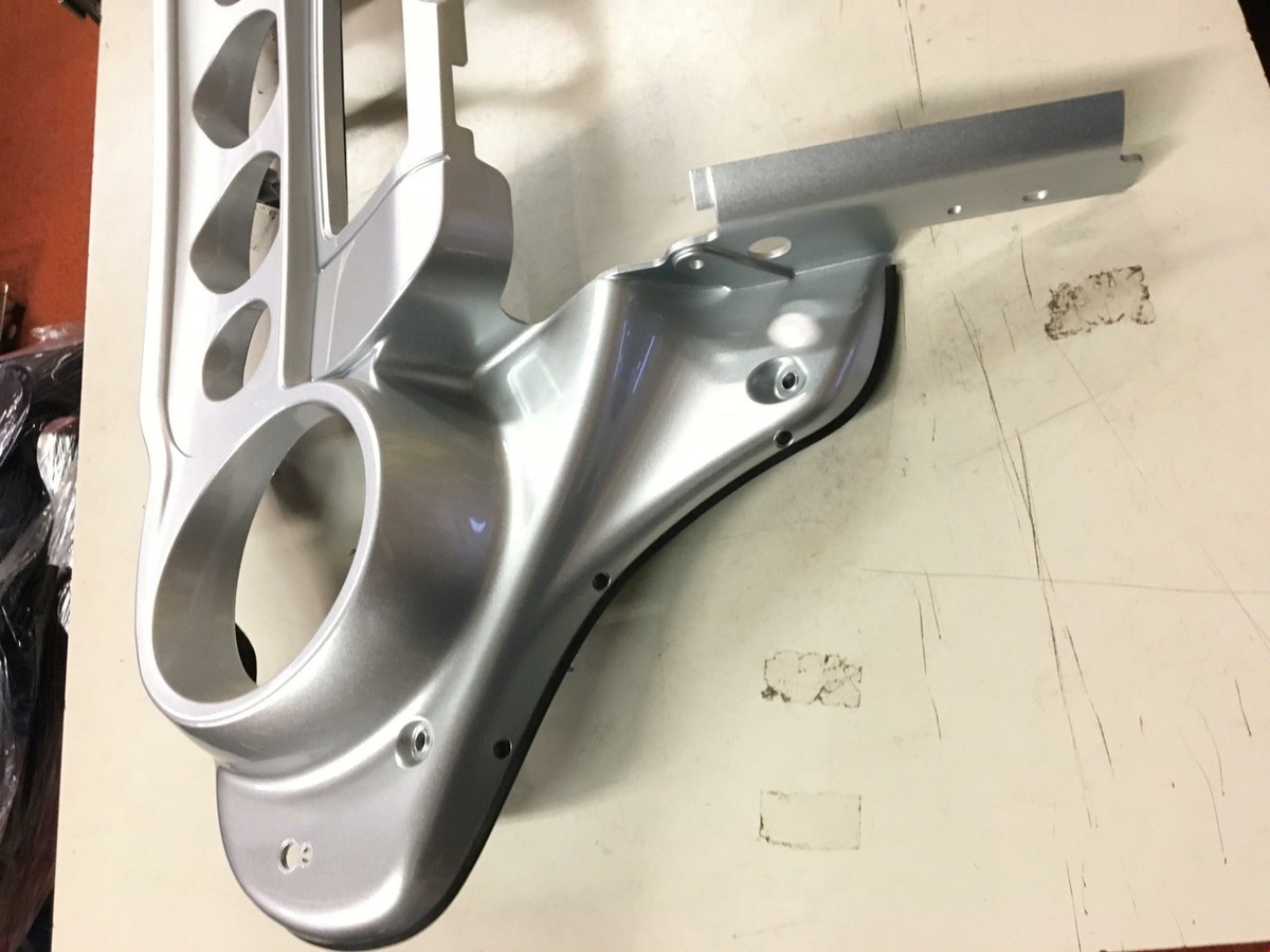 ハーレー57000111 2014-2021 OEM Harley-Davidson Ultra Classic Touring Inner