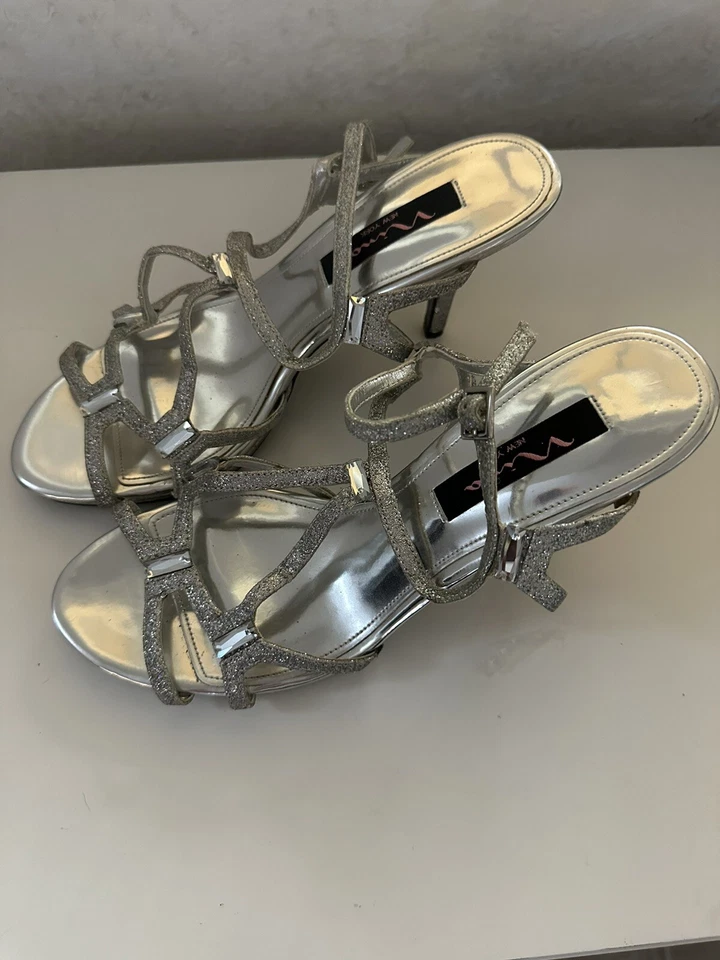 Mia Sling Back Plateado y Brillo Mujer’s Tacones Altos 8 Baile Formal Regreso a Casa Foto 4 de 4