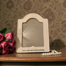 Russ Berrie Love Loyalty Friendship 5x7 Ceramic Irish Claddagh Frame Family Gift