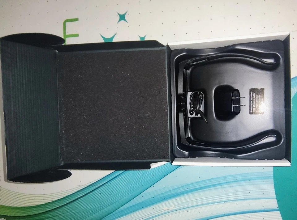 Gafas de teatro VIZIO alimentadas por 3D de 6 en total, todavía en caja... ¡con cargador y cable! Foto 2 de 4