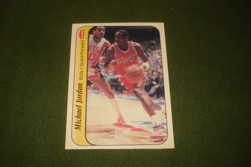 1986-87 Fleer Sticker Michael Jordan #8 AUCTION