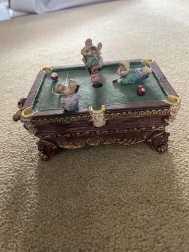 Enesco “On Cue” Mini Pool Table of Mice Multi-Action Music Box - Working - Picture 1 of 6