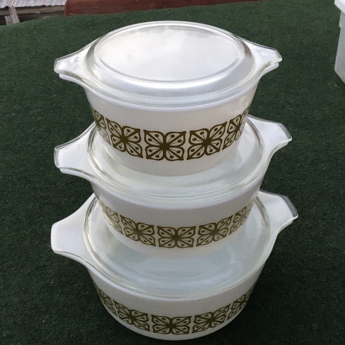 Vintage Pyrex Autumn Verde Green Stackable Bowls With Clear Glass Lids Set of 3