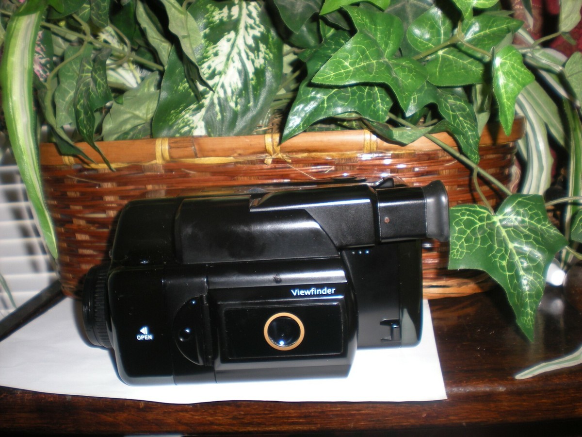 TC-7000 35MM PHOTO CAMERA-WALKMAN CASSETTE PLAYER/VIEWFINDER | eBay