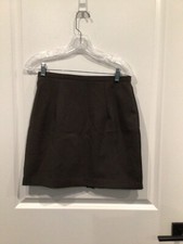Nwot Rampage women  s 9 brown skirt button zip back waist 28 length 17