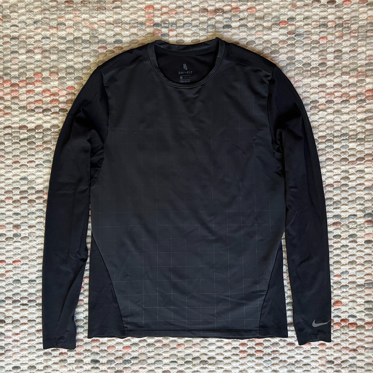 NikeLab Essentials Long Sleeve TR Top - Size Large | eBay