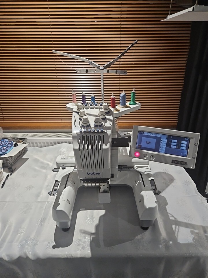 Brother PR600 6 Needle Embroidery Machine eBay