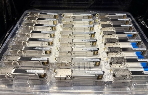 10-pak Finisar FCLF8521P2BTL 1000BASE-T Aktywne miedziane nadajniki-odbiorniki SFP / RJ-45 - Zdjęcie 3 z 6