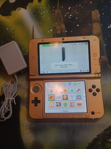 Nintendo 3DS XL Zelda A Link Between Worlds Limited Edition Console, Game,& More - Picture 2 of 11