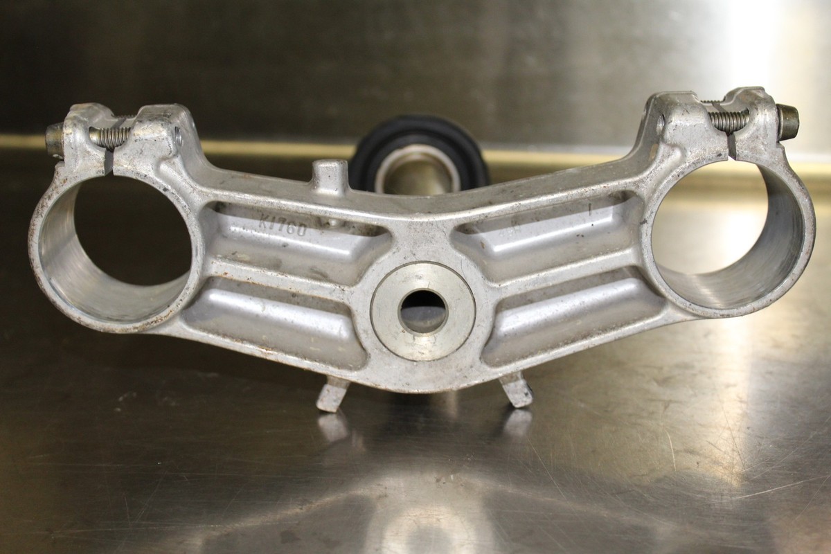 2006 Kawasaki Ninja ZX6R ZX636C FRONT FORKS CLAMP LOWER TRIPLE