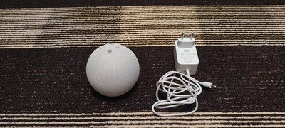 Echo Dot 4. Gen Alexa Smart Lautsprecher mit Uhr