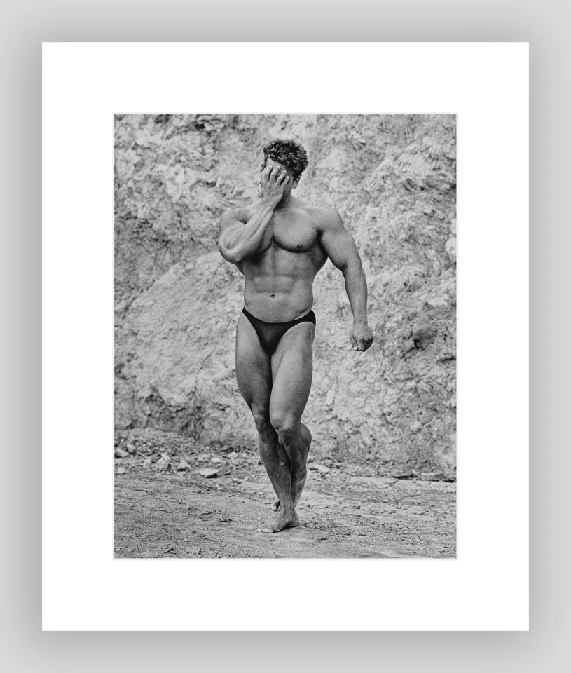 复古 Herb Ritts 印花 Bob Paris 半裸肌肉凹版艺术 1984 年垫 16x20 — 第 2/2 张图片