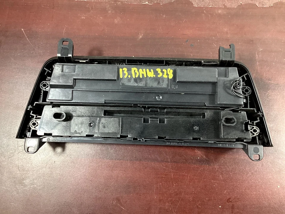 BMW 328i 2012-2016 HeaterAC panel de control de temperatura del aire 6411922678403 OEM. Foto 4 de 4