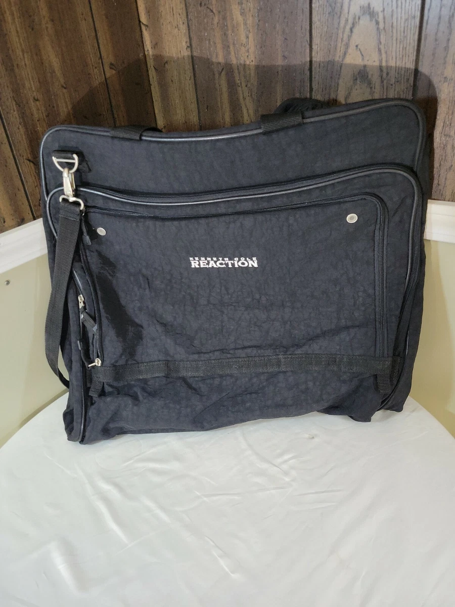 Kenneth Cole Reaction 900d Polyester Folding Garment Sleeve Bag 5715265