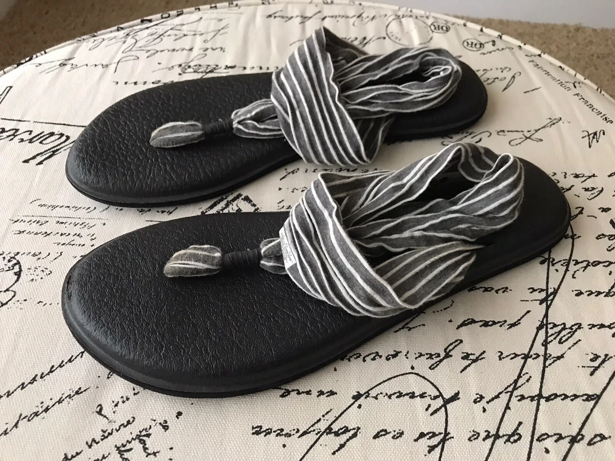 Sanuk Yoga Mat Sling Women's Flip Flops Size 10 Gray/White Striped Sandals