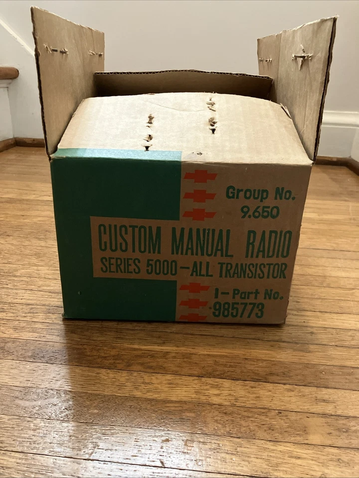 Radio manual personalizada Chevrolet Chevelle 1964 985773 serie 5000 Foto 2 de 4