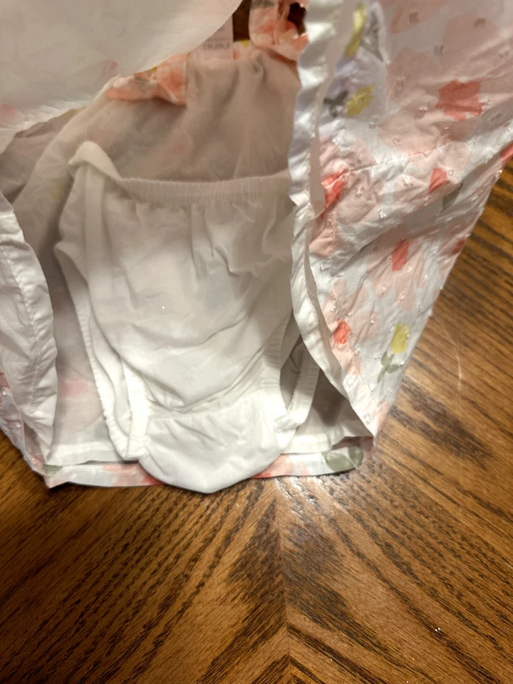 NUEVO Bebé Niñas 12 Meses CARTERS Solero Rosa Blanco Floral Volantes VESTIDO Iglesia Foto 4 de 4