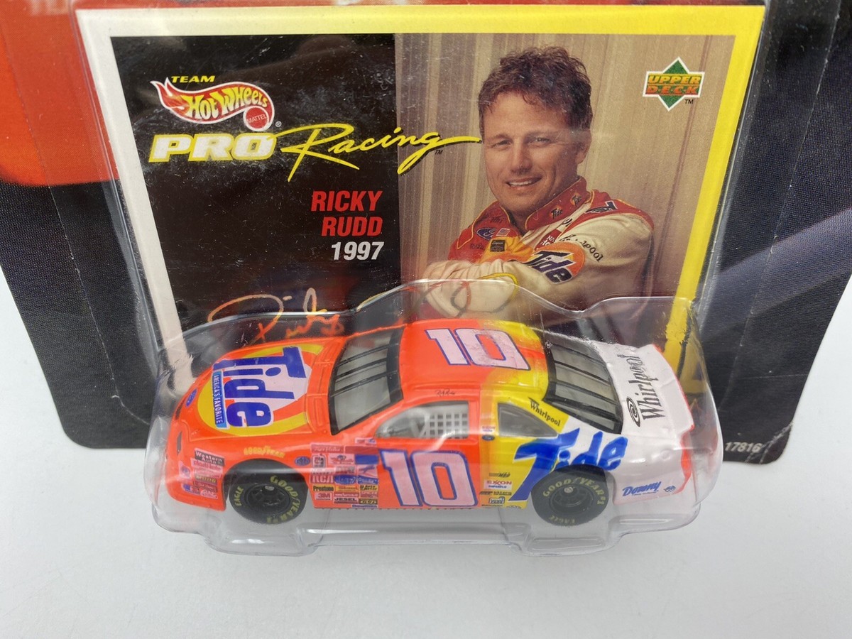 ホットウィール PRO RACING 1997年エディション NASCAR Hot Wheels Pro Racing NASCAR #44 Kyle Petty 1997 Collector