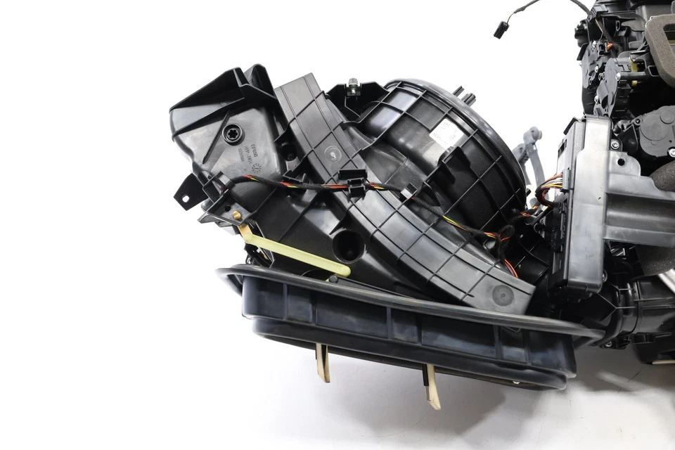 Volvo XC90 2019-2021 delantero climatización aire acondicionado calentador ventilador carcasa caja OEM Foto 4 de 4