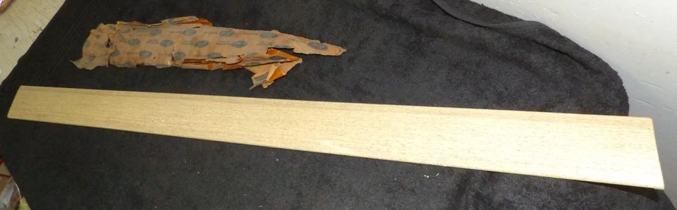 Ford Country Squire Wagon 1973-1976 Nuevo de Lote Antiguo Puerta Delantera Derecha Grano Madera Moldura Inferior Foto 3 de 4