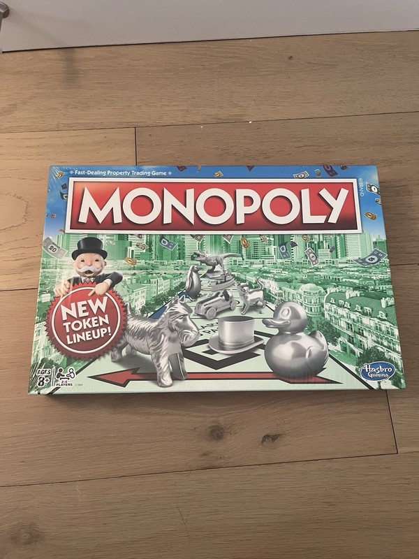 Hasbro Gaming Monopoly Board Game New Token Lineup 8+ 2-6 Players
