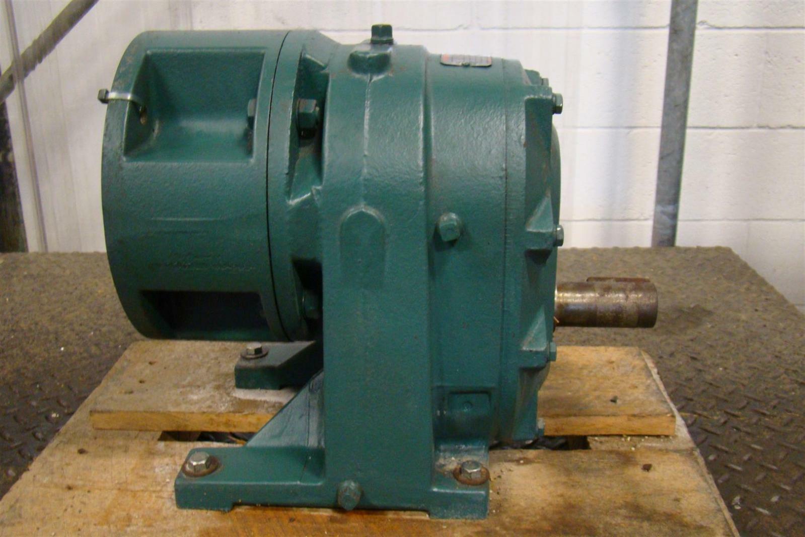 Rockwell Automation Dodge Master XL Speed Reducer 07916330DF