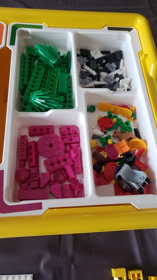 LEGO Education: Spike Essential (45345) Pre-owned Tested NEEDS BATTERY Whs21 - Image 4 of 4