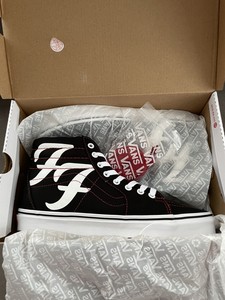Vans x Foo Fighters Sk8-Hi 29 Ocak'ta Satışta - InStyle Türkiye